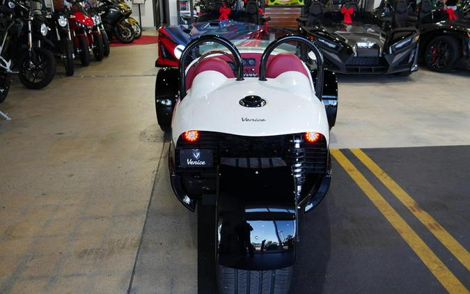 2023 Vanderhall Venice GTS