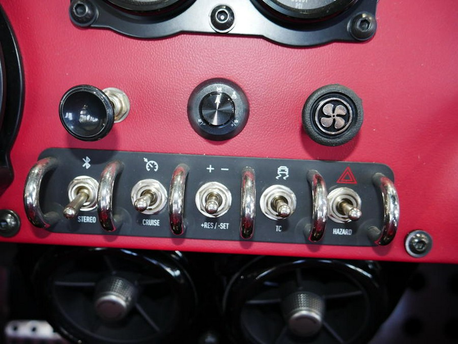 2023 Vanderhall Venice GTS