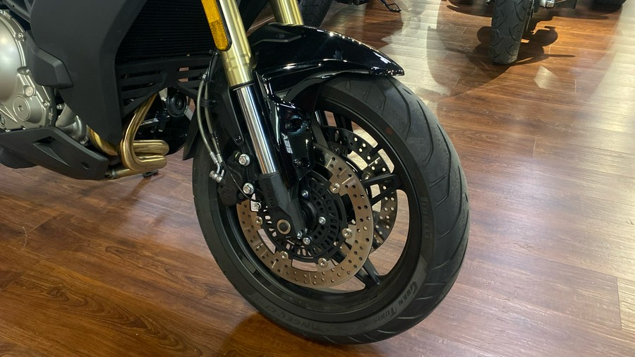 2022 CFMOTO 650 Adventura