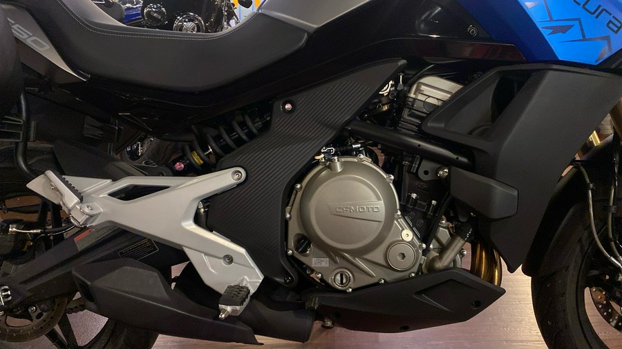 2022 CFMOTO 650 Adventura