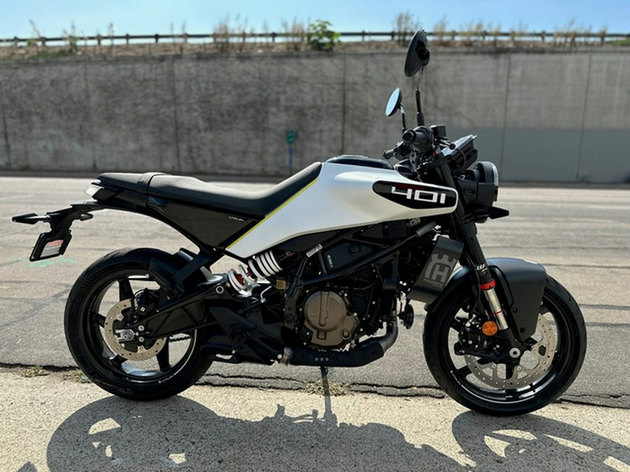 2024 Husqvarna Motorcycles SVARTPILEN 401