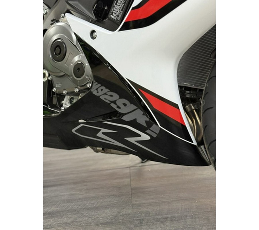 2026 Suzuki GSX-R750ZM6