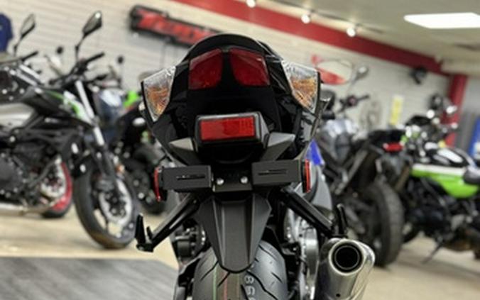 2026 Suzuki GSX-R750ZM6