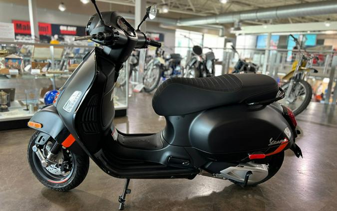 2026 Vespa GTS 310 Supersport