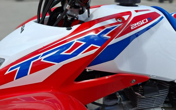 TRX250XT 2026 TRX250X