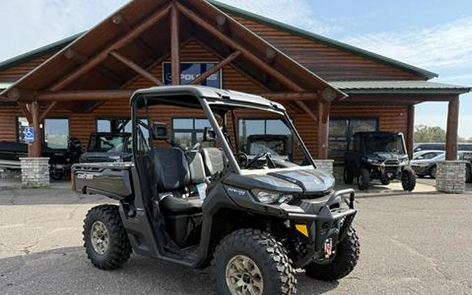 2025 Can-Am Defender XT HD9