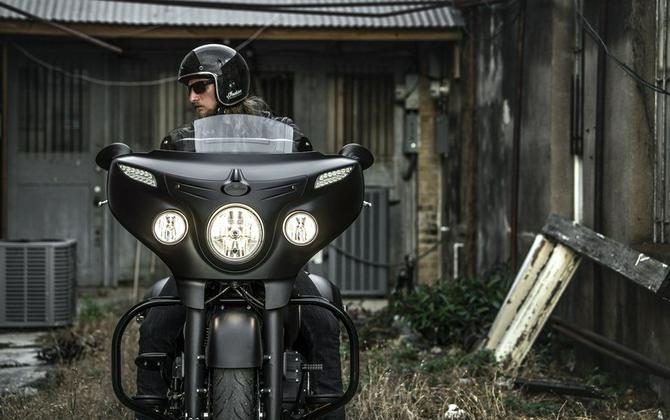 2018 Indian Chieftain® Dark Horse® ABS
