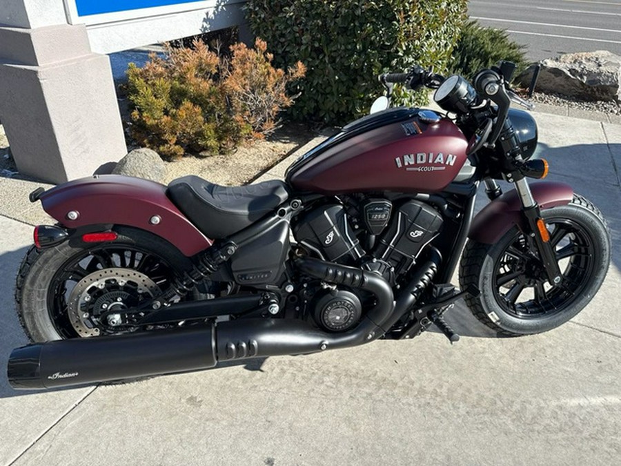 2026 Indian Scout Bobber Limited +Tech Maroon Metallic Smoke