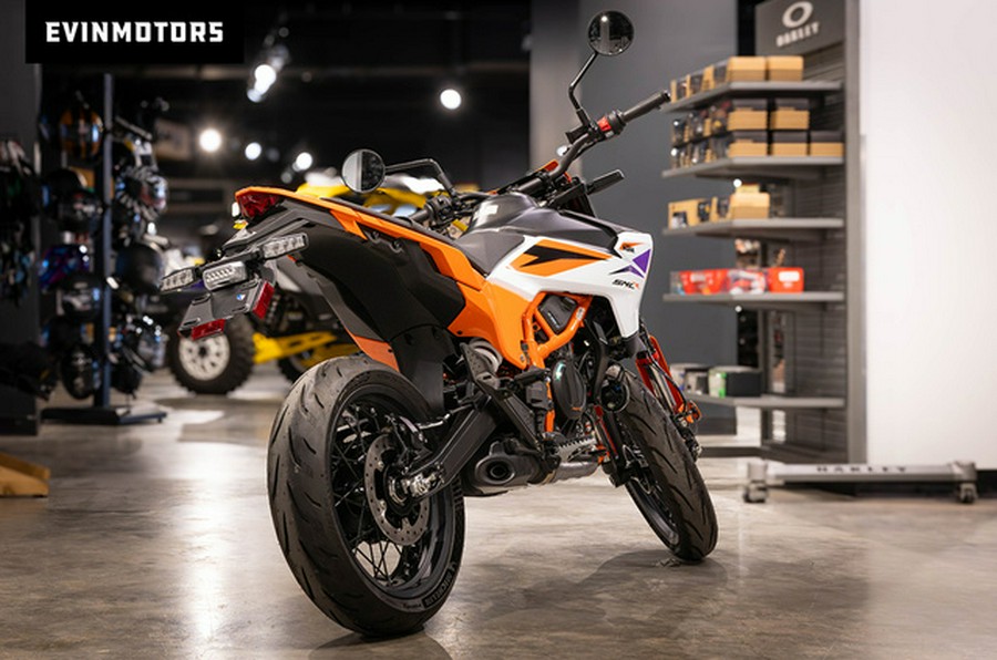 2025 KTM SMC 390 R