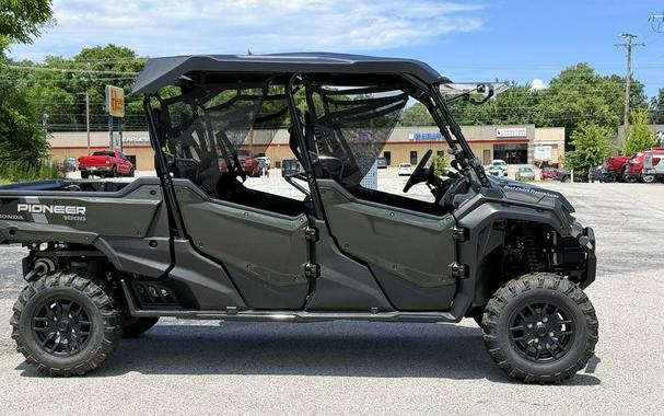 2025 Honda® Pioneer 1000-6 Deluxe Crew