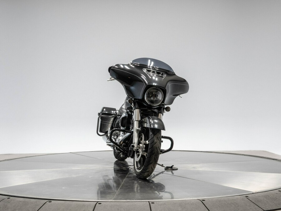 2015 HARLEY-DAVIDSON FLHXS STREET GLIDE SPECIAL in Vivid Black