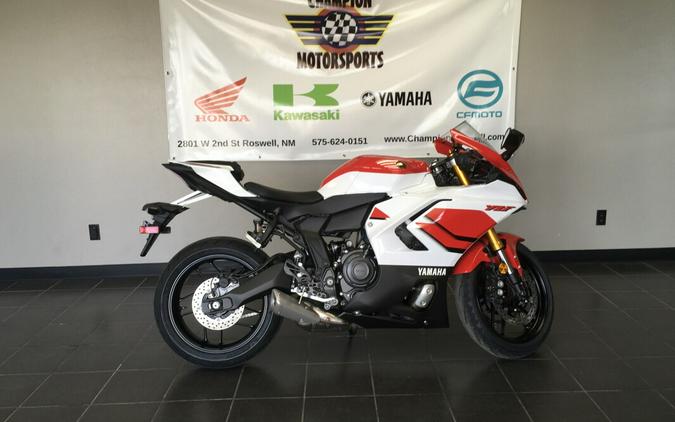 YZF-R7