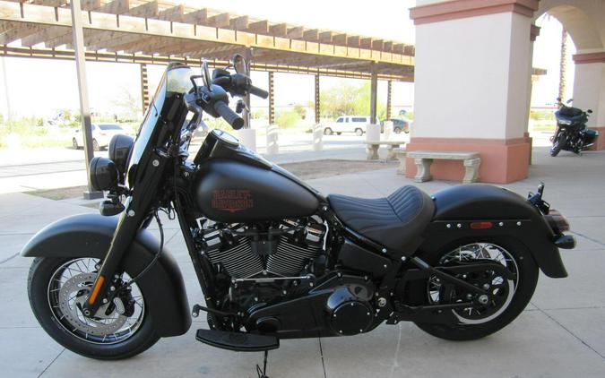 2026 Harley-Davidson Deadwood BLACK DENIM