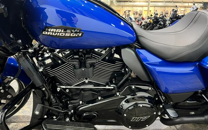 FLTRX 2024 Road Glide™