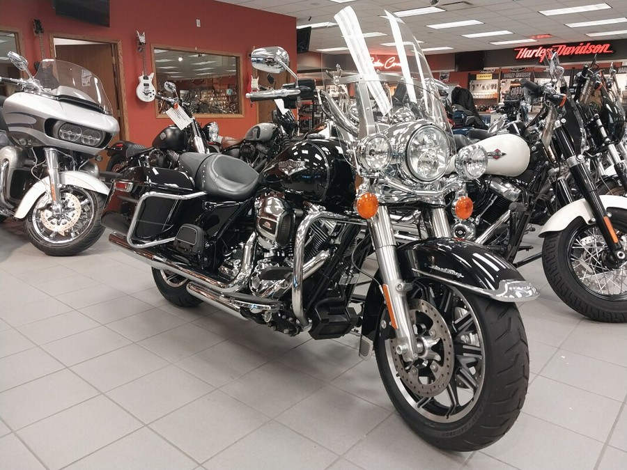FLHR 2015 Road King® Classic