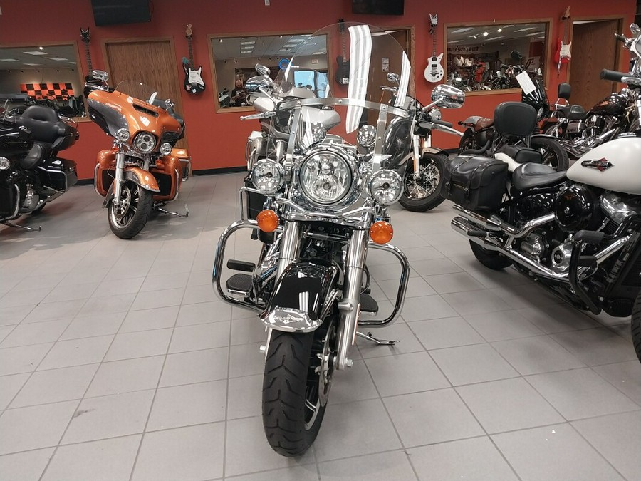 FLHR 2015 Road King® Classic