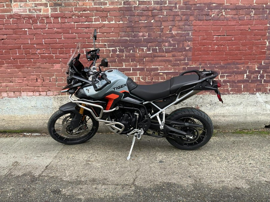 2026 Triumph TIGER 900 DESERT EDITION