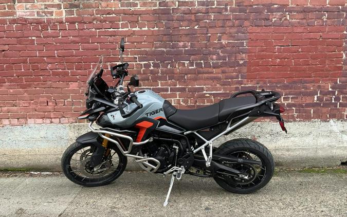 2026 Triumph TIGER 900 DESERT EDITION
