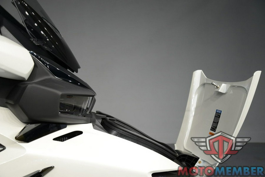 2026 Can-Am Spyder RT Limited Platine