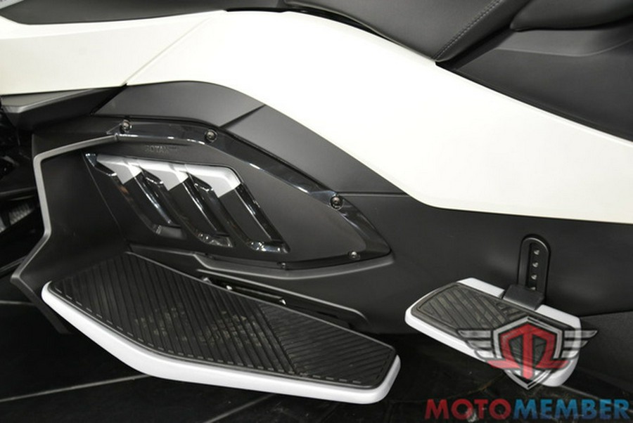 2026 Can-Am Spyder RT Limited Platine