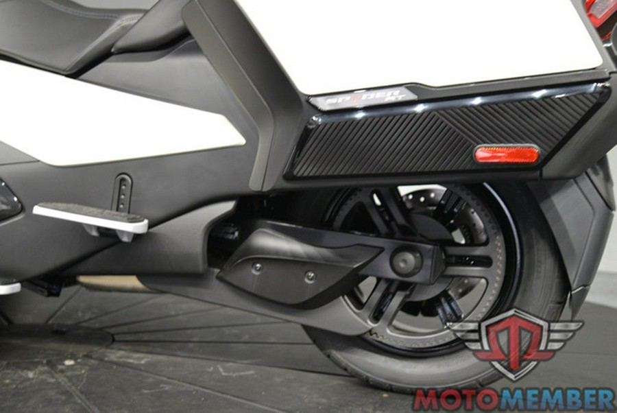 2026 Can-Am Spyder RT Limited Platine