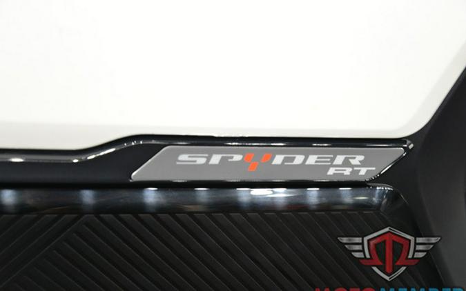 2026 Can-Am Spyder RT Limited Platine