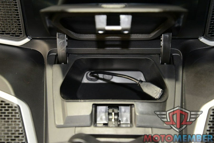 2026 Can-Am Spyder RT Limited Platine