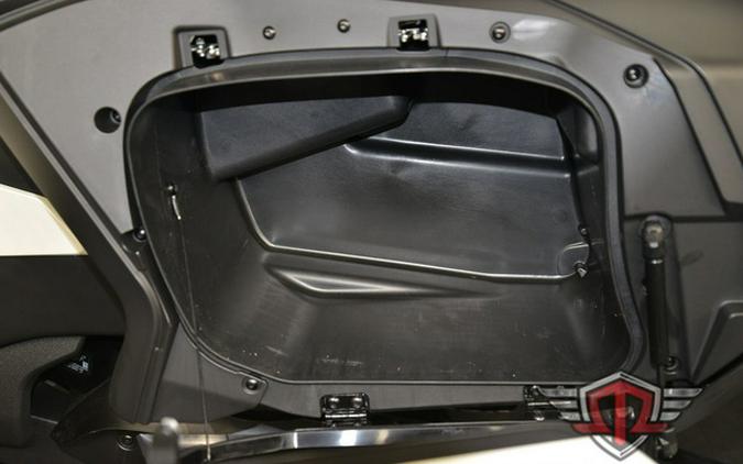 2026 Can-Am Spyder RT Limited Platine