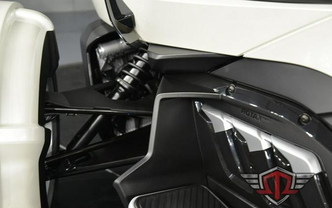 2026 Can-Am Spyder RT Limited Platine