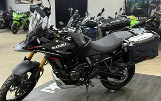 2026 Suzuki DL800DERCM6