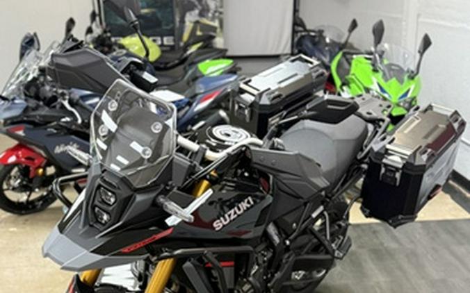 2026 Suzuki DL800DERCM6