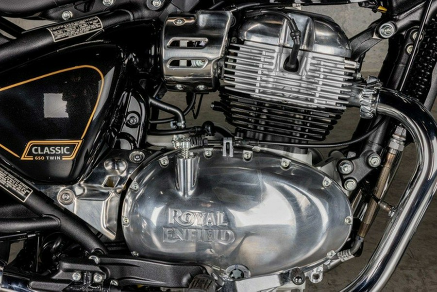 2026 Royal Enfield Classic 650 Black Chrome