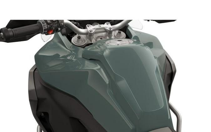 2026 BMW F 900 GS Adventure