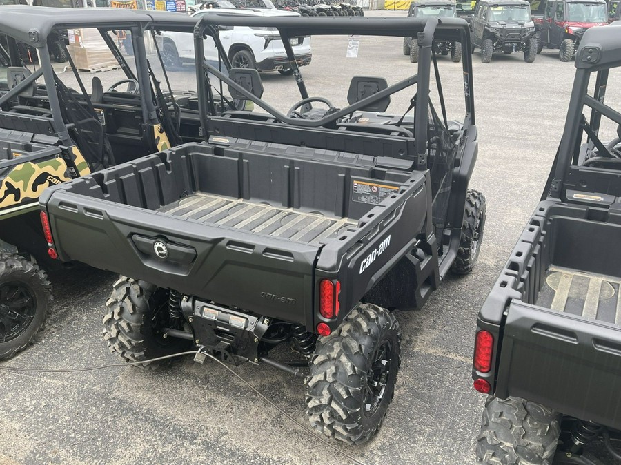 2026 Can-Am Defender DPS HD10