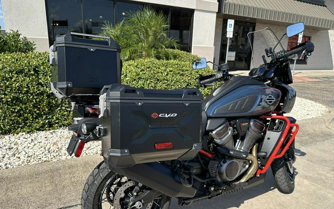 2025 Harley-Davidson CVO Pan America Carbon Blue