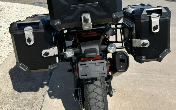 2025 Harley-Davidson CVO Pan America Carbon Blue