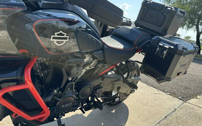 2025 Harley-Davidson CVO Pan America Carbon Blue