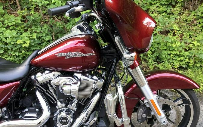 2017 Harley-Davidson® FLHXS - Street Glide® Special