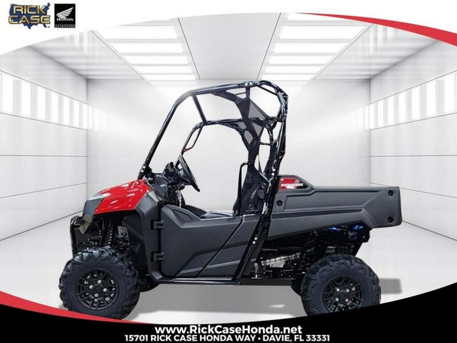 2025 Honda Pioneer 700 Deluxe