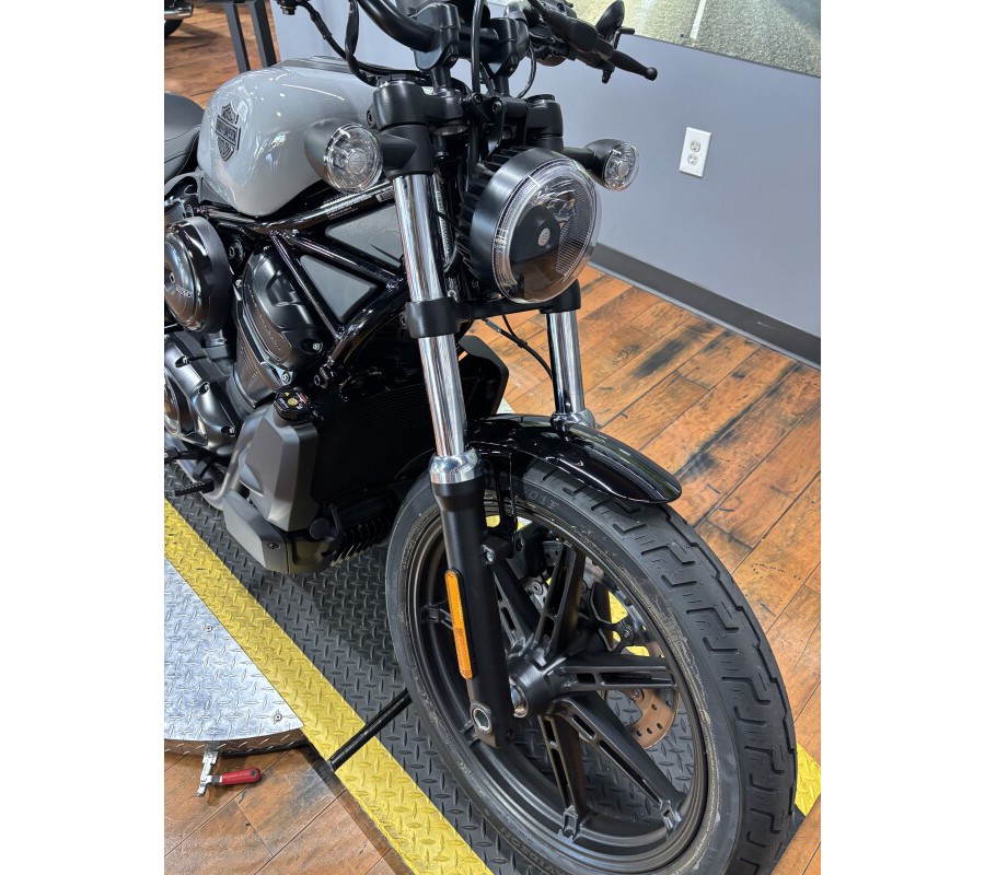 2025 Harley-Davidson® Nightster™ BILLIARD GRAY