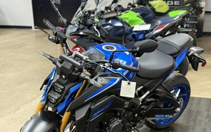 2026 Suzuki GSX-S1000RQM6