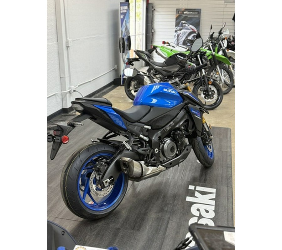 2026 Suzuki GSX-S1000RQM6
