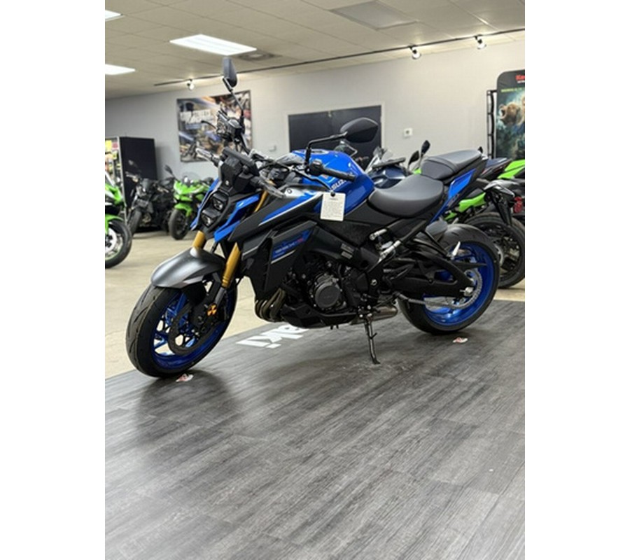 2026 Suzuki GSX-S1000RQM6