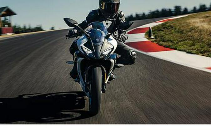 2025 CFMOTO 300SS