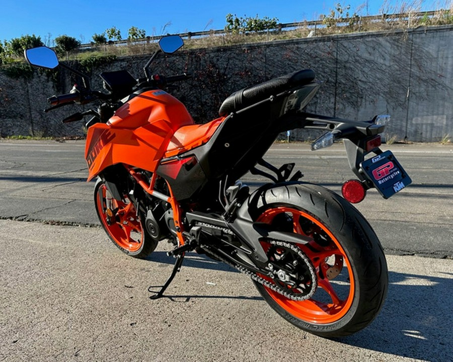 2024 KTM Duke 390