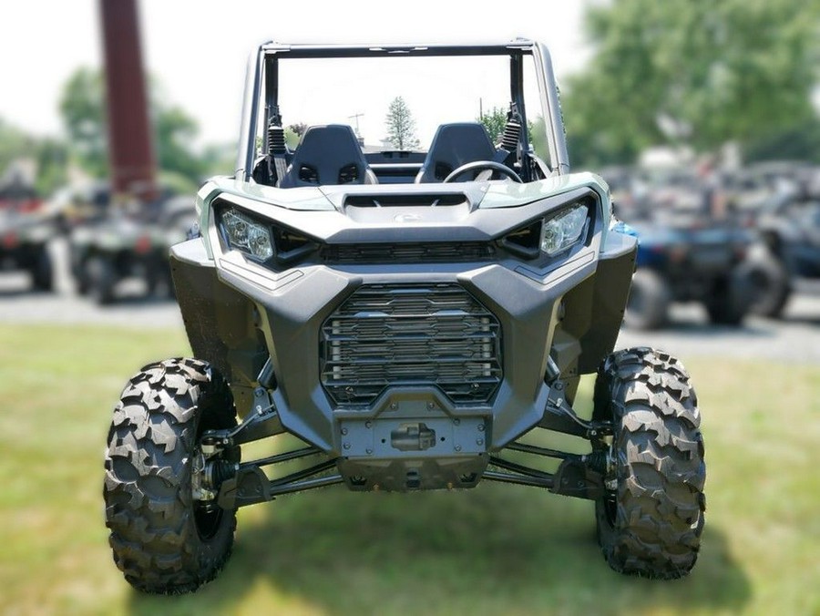 2024 Can-Am® Commander DPS 700