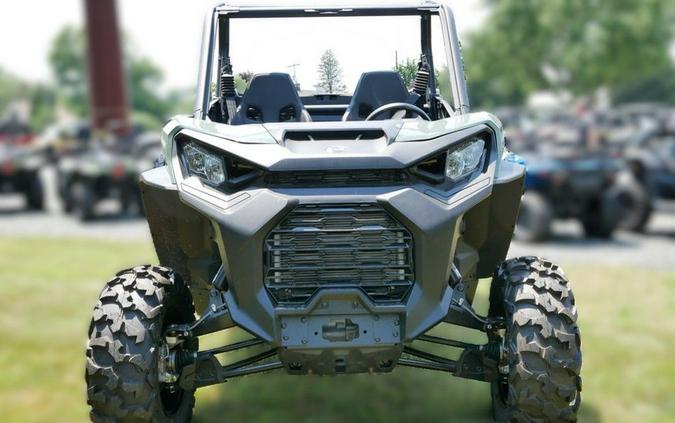 2024 Can-Am® Commander DPS 700