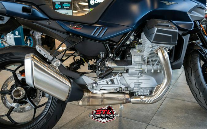 2025 Moto Guzzi V100 Mandello
