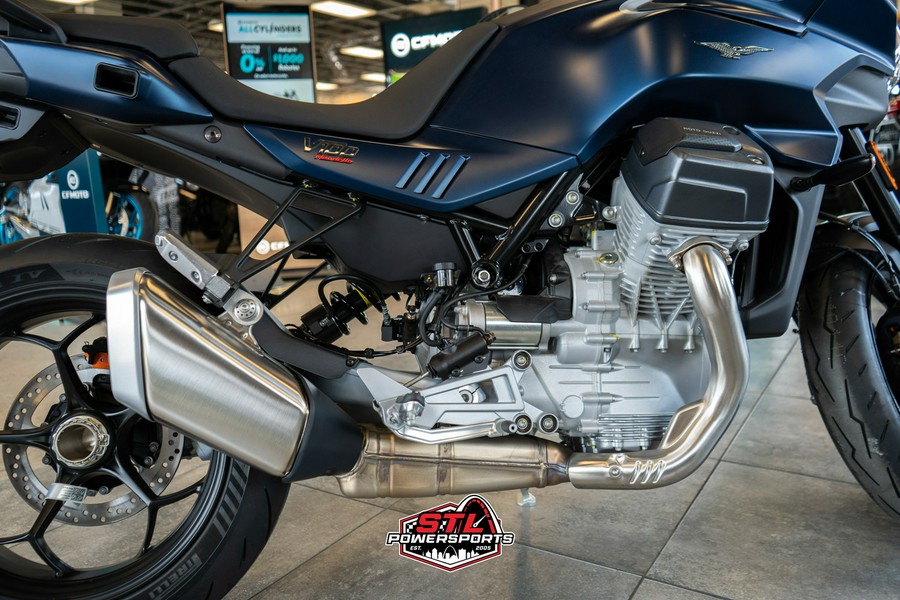 2025 Moto Guzzi V100 Mandello