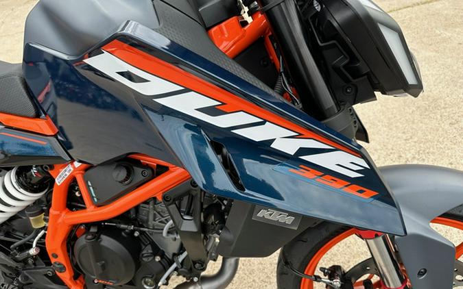 2024 KTM Duke 390